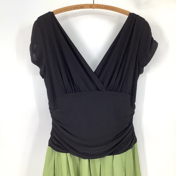 SLNY Dress Black & Green Floral Embroidered Skirt Large Ruched Bodice - Picture 3 of 8